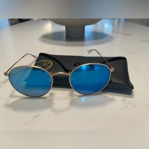 Rayban RB3447 Polarized Round Flash Lens Sunglasses
